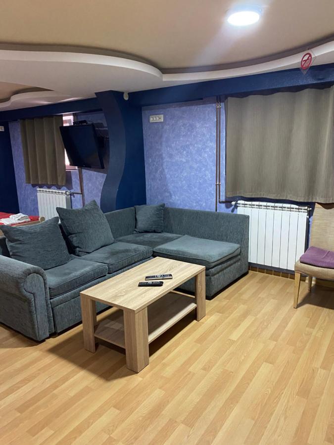 Apartment & Camp Stanisic *